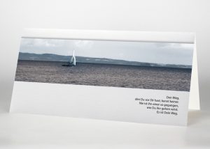 Segelboot im Meer - Trauerkarte Motiv F-23