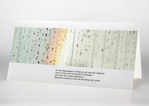 Regenbogen hinter einer Fensterscheibe - Trauerkarte Motiv F-45